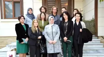 Bayan Ayyıldız, 08 Mart Öncesi Kadınlarla Bir Araya Geldi