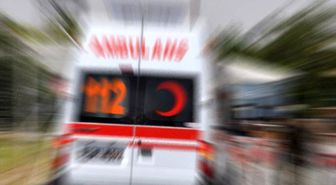 İzmir'de Otomobilin Çarptı Yaya Yaralandı