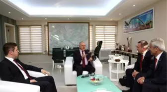 Başkan Ergün Aday Adaylarını Ağırladı