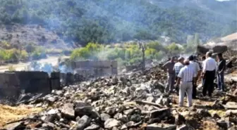 Göynük'te Evi Yanan Aileye Yardımlar