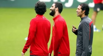 Diego Simeone ve Arda Turan Nisan'da Türkiye'ye Geliyor