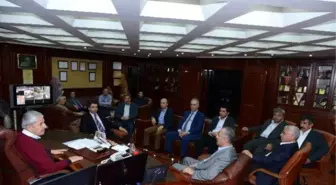 Havaalanı İçin İncelemeler Sürüyor