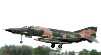 RF-4E Tipi Uçaklar Geri Çekilidi, F4 Uçakların Sabıkası Kabarık