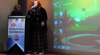 İstiklal Marşı'nın İlk 2 Kıtasını Arapça Okudu