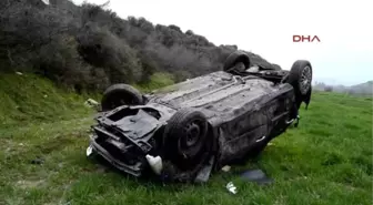 Kula'da Otomobiliyle Uçuruma Yuvarlanan Sürücü Ucuz Kurtuldu