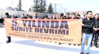 Fatih Camii'nde Suriye'de Ölenler İçin Gıyabi Cenaze Namazı
