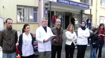 Ödemiş'te Sağlık Çalışanları Yarım Gün İş Bıraktı