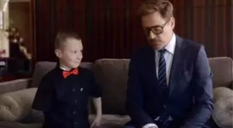 Robert Downey Jr. Presents 'Iron Man' Prosthetic To 7-Year-Old Boy İn Touching Video