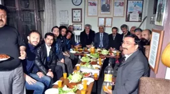 Gazeteciler Çiğ Köfte Partisinde Buluştu