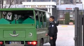 Üniversiteli Gençlerin Cenazeleri Adli Tıp Kurumu'na Getirildi