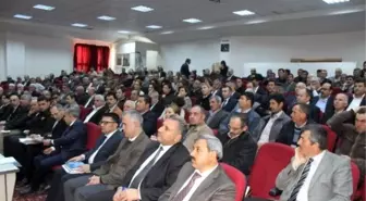 Gördes Baraj Havzası Toplantısında Tartışma