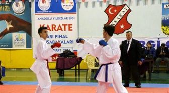 Aksaray'da Analig Karate Yarı Final Müsabakaları Yapıldı