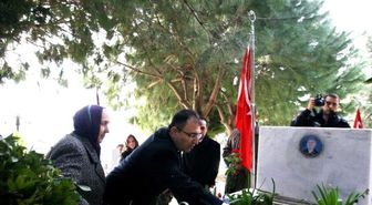 Çanakkale Şehitleri İzmir'de Törenle Anıldı