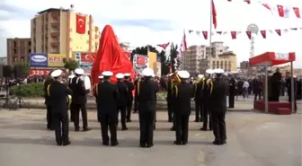 Mersinli Şehit Jandarma Uzman Çavuş Eren Kızılgedik'in Heykeli Açıldı