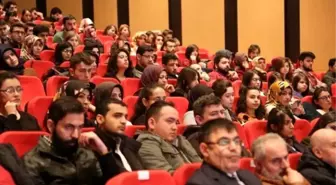 Cü'de 'Çanakkale Ruhu' Adlı Konferans Düzenlendi