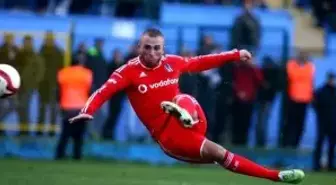 Gökhan Töre: 2 Yıl Daha Beşiktaş'tayım