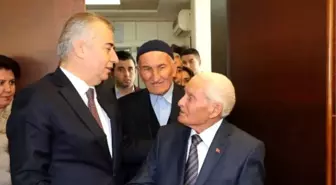 Huzurevi Sakinleri Başkan Zolan'ı Ziyaret Etti