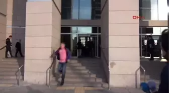 Nihat Doğan Özgecan Tweet'i Nedeniyle İfade Verdi