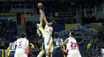 Fenerbahçe Ülker - Emporio Armani Milan: 98-77