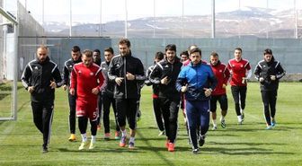 Yalçın: 'Sahanın İçinden Çıkmayanlara Ceza Yok'