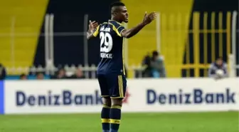 Emenike, Rusya'ya Dönüyor