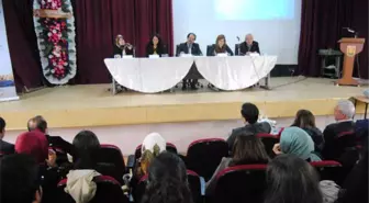 'Urfa'da Kadın Olmak' Konulu Panel Düzenlendi