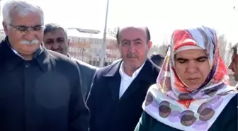 Eş Başkanlar Kocapınar Mahallesi'nde İncelemede Bulundu