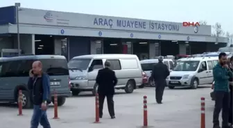 Kocaeli İşten Çıkarılan Araç Muayene İstasyonu Çalışanlarına Destek Eylemi