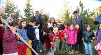 Anaokulu Öğrencileri Çanakkale Deniz Zaferi'ni ve İstiklal Marşı'nın Kabulü'nü Kutladı