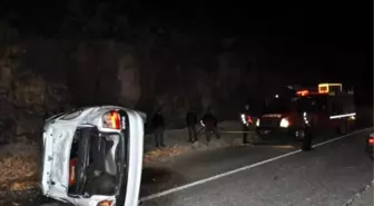 Besni'de Otomobil Devrildi: 4 Yaralı