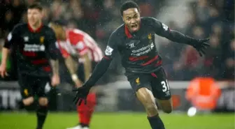 Liverpool Sterling'i Satmaya Hazırlanıyor