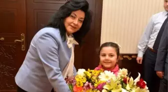 Şampiyon Sporculardan Kırklareli Valisi Civelek'e Ziyaret