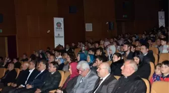 Malatya Büyükşehir Belediyesi Şehir Tiyatroları'ndan Anlamlı Gösterim