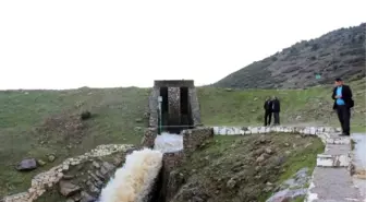 Onaç Barajı Taştı, Kestel Ovası Sular Altında Kaldı