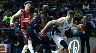 Türkiye Basketbol Ligi: Fenerbahçe Ülker 89 - 75 Muratbey Uşak Sportif