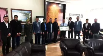 AK Parti Gençlik Kollarından Başkan Çalışkan'a Ziyaret