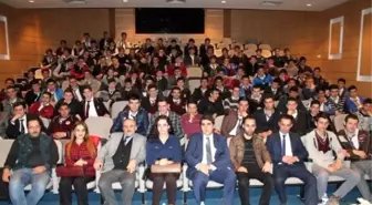 Bayburt Üniversitesinde Mesleki Tanıtımın Önemi Anlatıldı