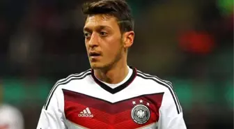 Mesut Özil: Alman-Türk Olarak Anılmak İstemiyorum