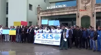 Silopi'de, Doktorların Güvenlik Gerekçeli Tayin Talebine Protesto