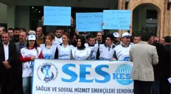 Silopi'de Doktorların Güvenlik Gerekçesiyle Tayin İstemeleri Protesto Edildi