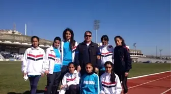 Vanlı Atletizmcilerden Büyük Başarı