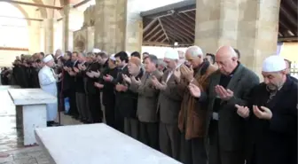 Edirne'de Şehit Savcı Kiraz İçin Gıyabi Cenaze Namazı Kılındı