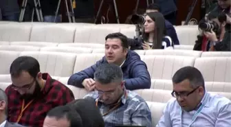 Davutoğlu: 'Süreklilik Problem Olmayacak'