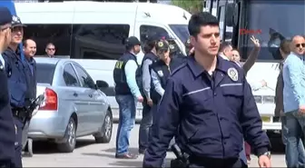 Antalya Adliyeye İteklenerek Sokuldu