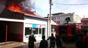 Bursa'da Korkutan Yangın