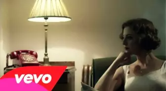 Dilek Türkan - Bana Bir Aşk Masalından