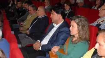 Tansel Çölaşan: 'Demokrasi Hak Aramaktır'