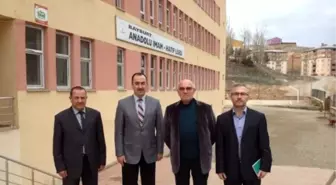 Bayburt İlahiyat Fakültesi Dekanı Prof. Dr. Nasrullah Hacımüftüoğlu Anadolu İmam Hatip Lisesini...