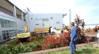 Spor Kompleksi İçin İlk Kazma Vuruldu