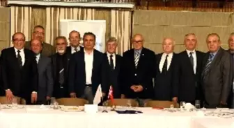 Başkan Uysal, Eğitim Gönüllüleri ile Buluştu